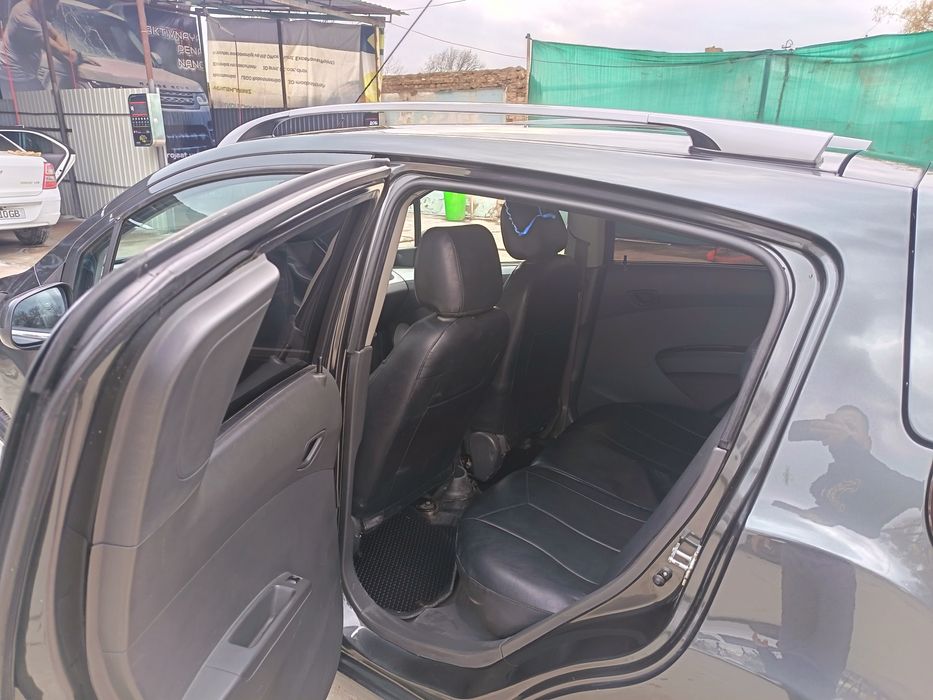 Spark 8.500$ келишилади