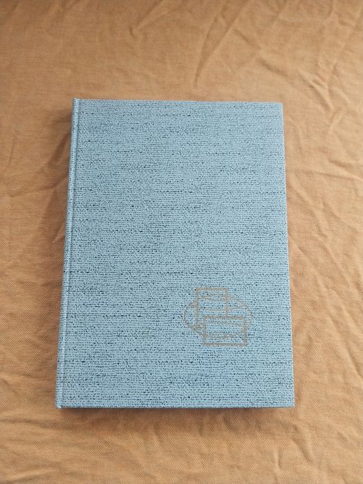 Clasor cu timbre vechi Românești și Străine de colecție.