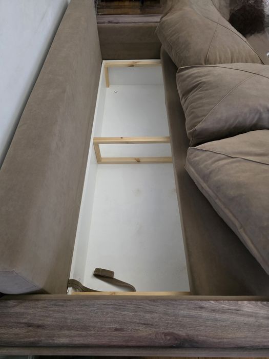 Диван для гостиной