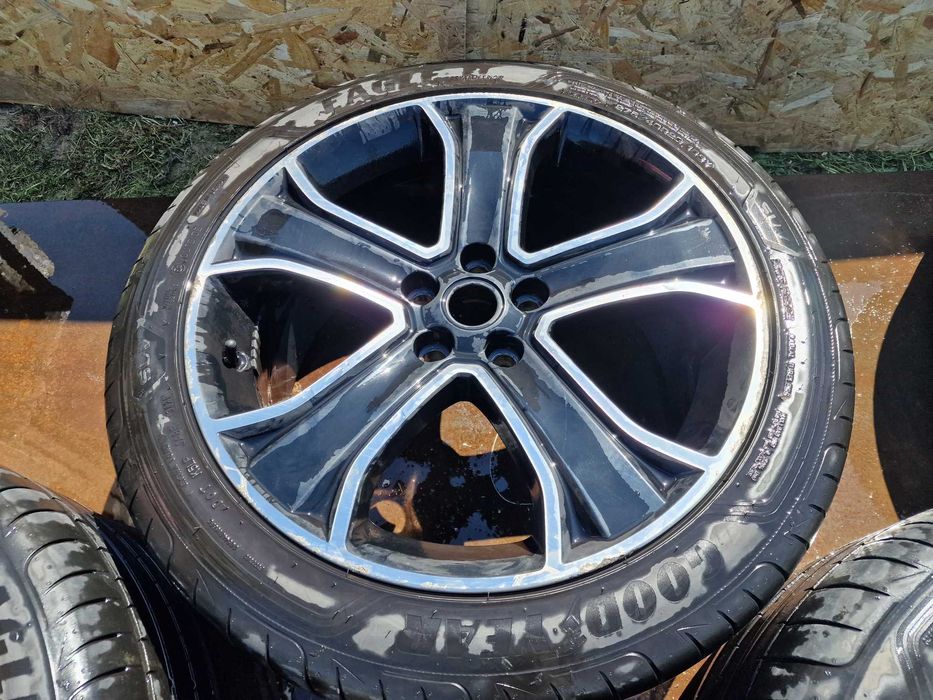 Set jante Land Rover Range Rover Sport Good Year 275 40 20 roti 2021