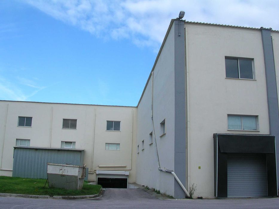 Продава фабрика в гр.Солун ,Гърция