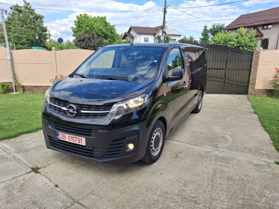Opel vivaro Dublu cabine model lung XXL 2022 Rate cu Buletinul  2.0cdti  140 cp IMPORT recent IMPECABILA