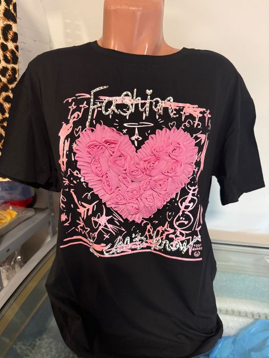 Tricouri damă ,noi  S-M,L-XL