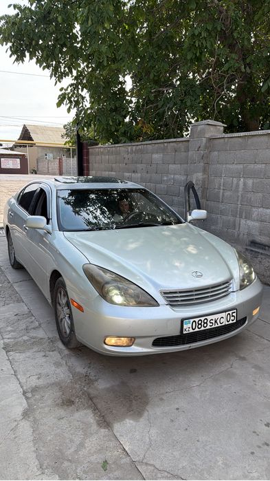 Продам Lexus Es 300