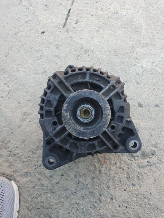 Генератор на рено об. 1.6