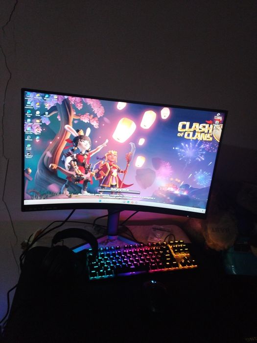 Kampyuter strim uchun xama narsasi bor yangi