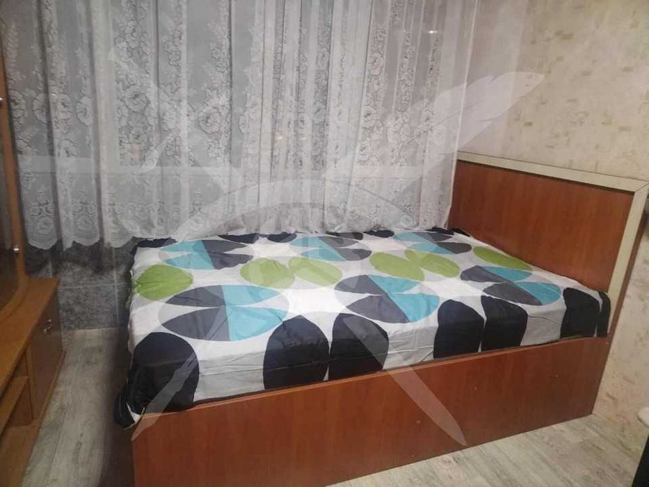 Дава се под наем Едностаен апартамент в Варна, Левски - 25 кв.м за 250 € - Снимка #2