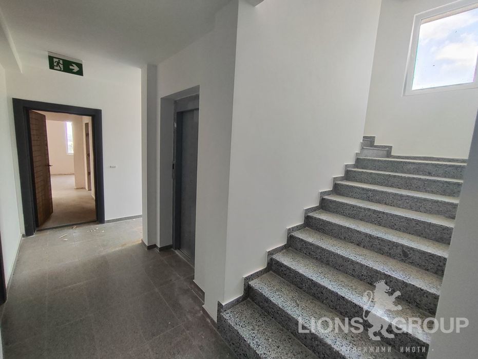 Продава се Двустаен апартамент в Варна, Възраждане 3 - 72 кв.м за 1737 €/кв.м - Снимка #4