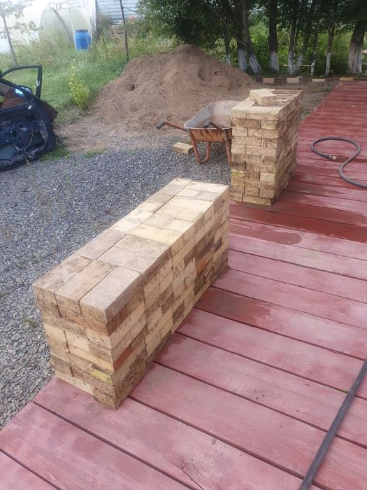 Кирпич шамотный. Новый.