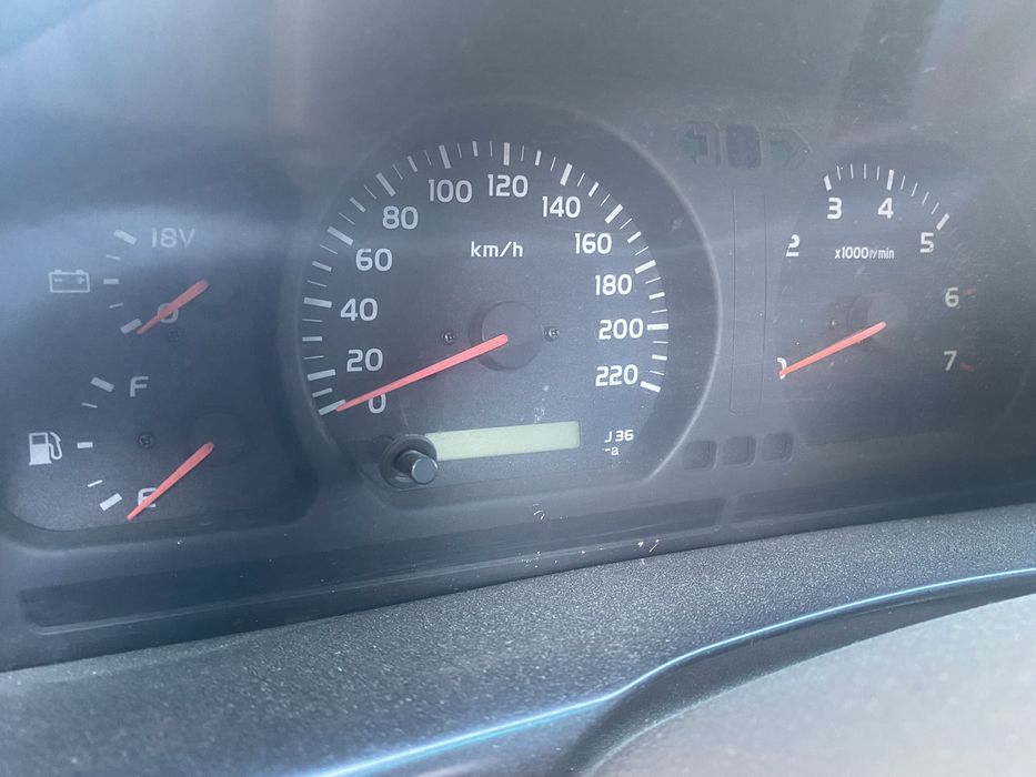 Продам land cruiser 2001 j100