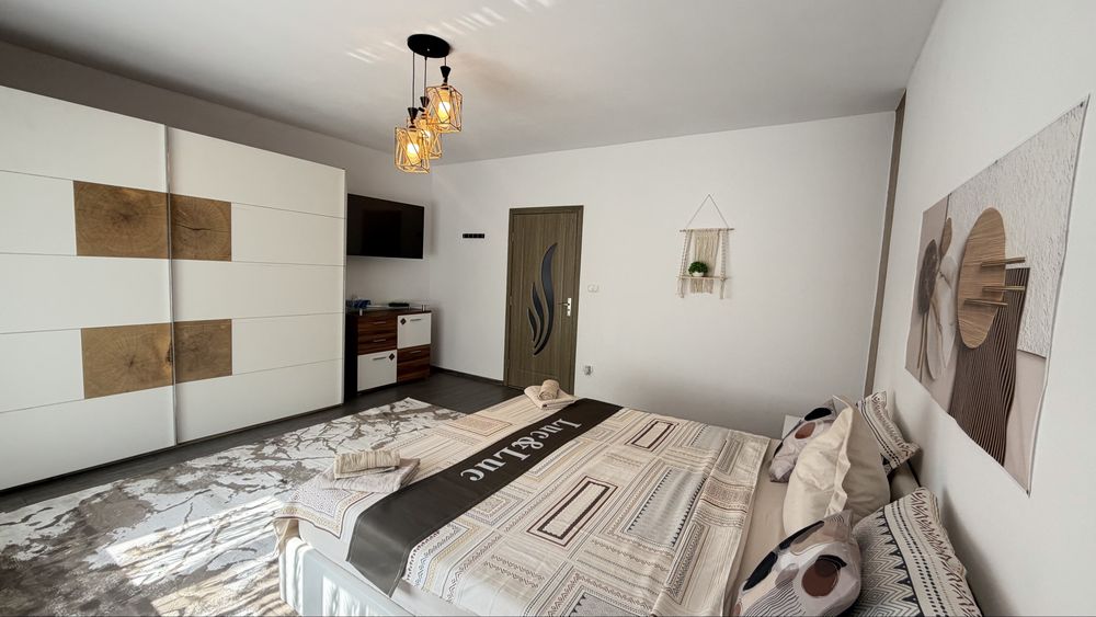 Inchiriez Apartament  Regim Hotelier Buzias 150 Ron