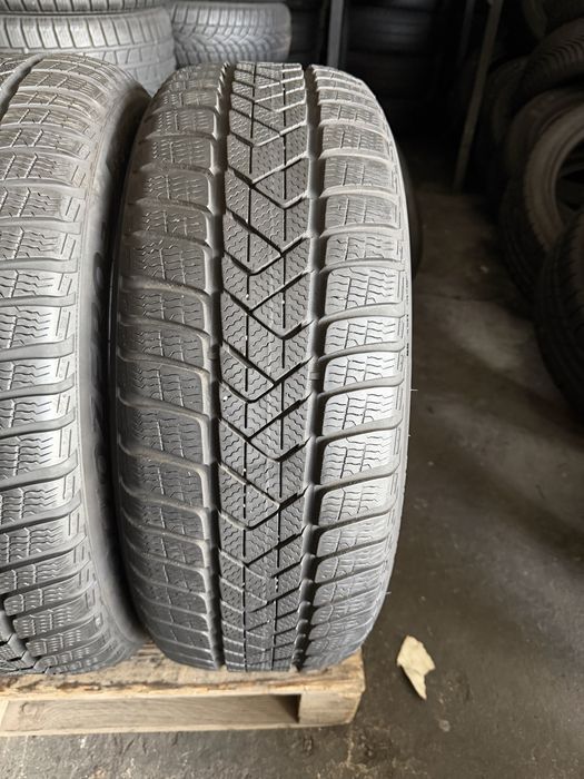 2 anvelope iarna 225/50/18 Pirelli Runflat 6.5 mm!