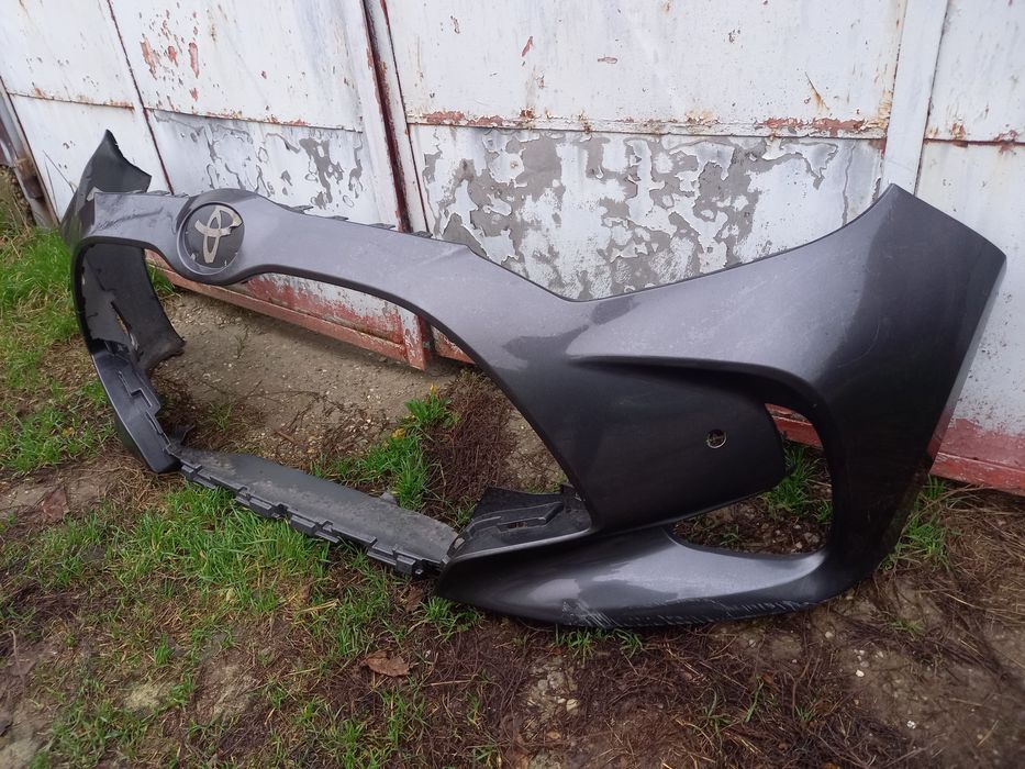 Bara fata Toyota Yaris 2020 - 2024