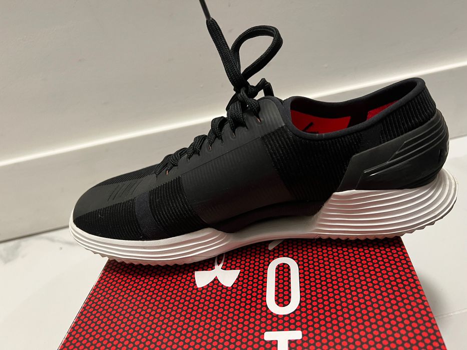 Дамски Спортни обувки - Under Armour