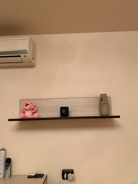 Мебели - гардероб; скрин, бюро