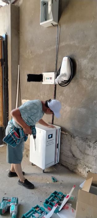 Установка зарядное устройство для Электромобилей.
7квт зарядка установ