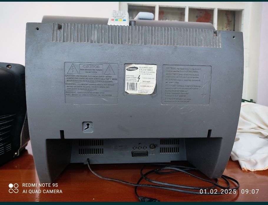 Telivizor samsung kamplekt