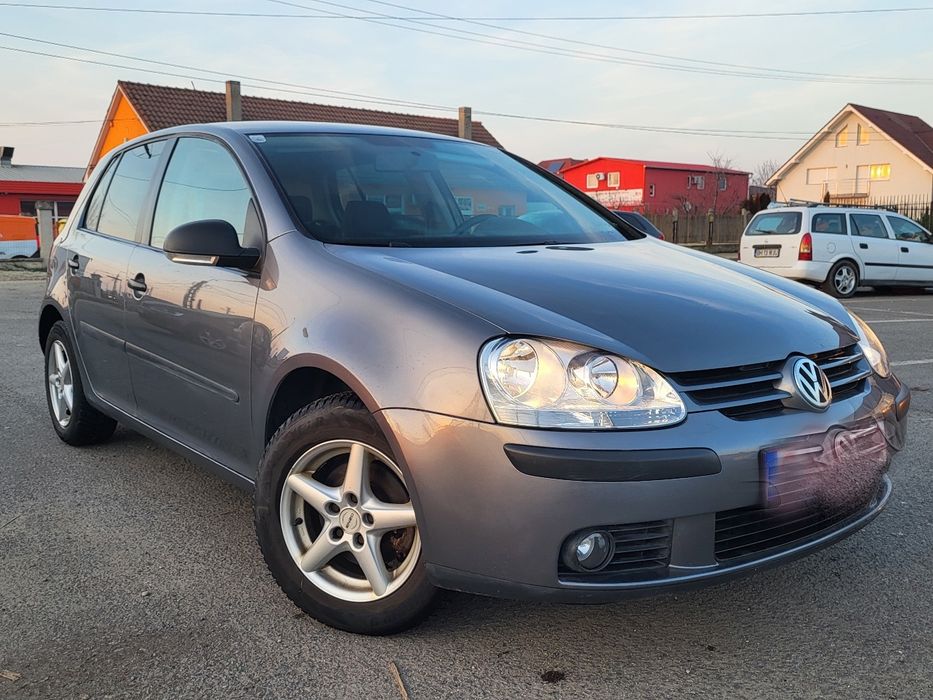 Golf 5 Anul 2007 1.6 mpi benzina 102cp Euro4