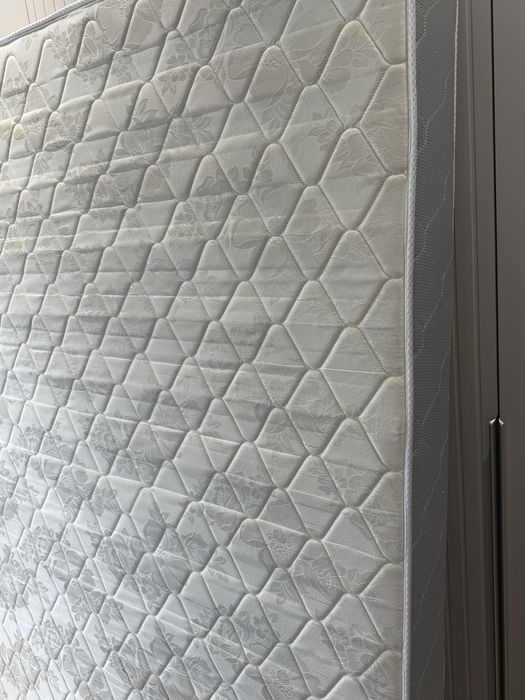 Продам матрас, самовывоз