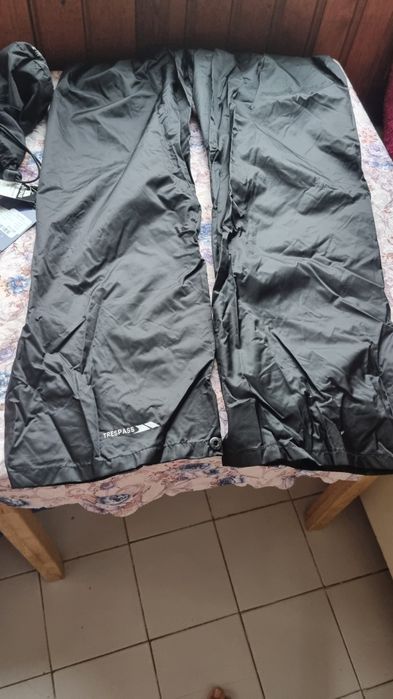 Непромокаемо черно долнище