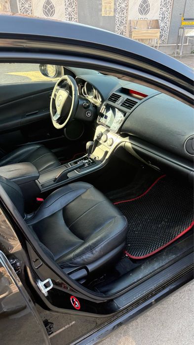 Mazda zoom zoom 6