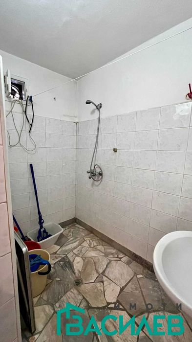 Дава се под наем Тристаен апартамент в София, Център - 88 кв.м за 698.19 € - Снимка #12