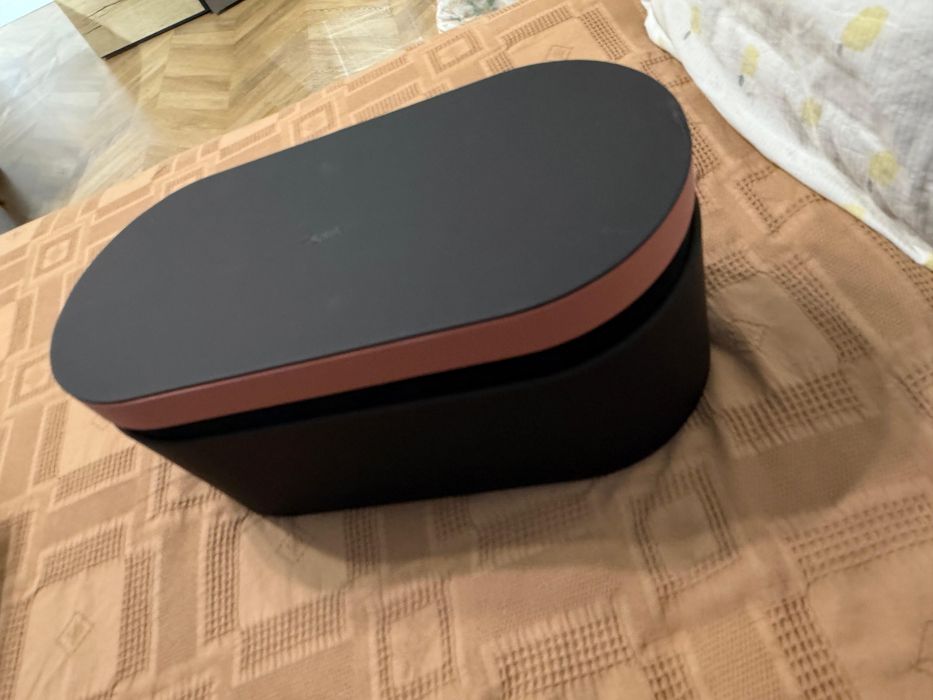 Продам стайлер Dyson