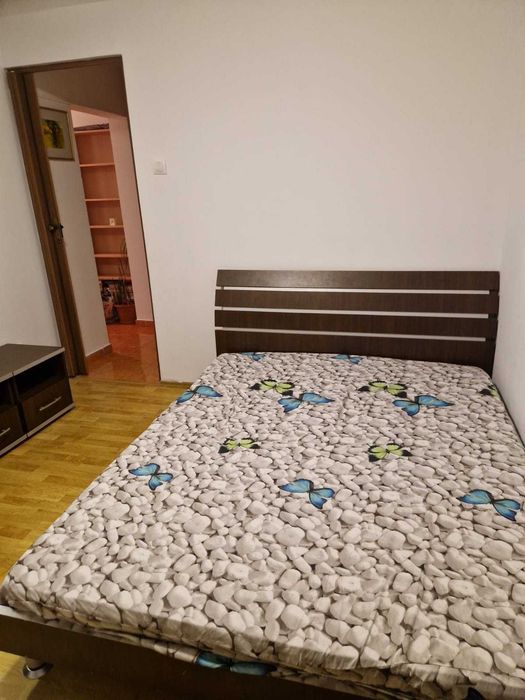 Inchiriez apartament 2 camere Calea Mosilor