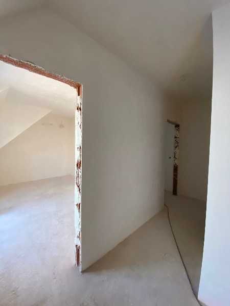 Продава се Двустаен апартамент в Пловдив, Център - 69 кв.м за 1957 €/кв.м - Снимка #4