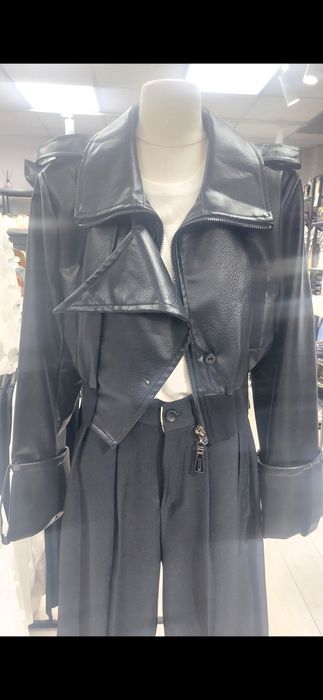 Бомбер/косуха в черном