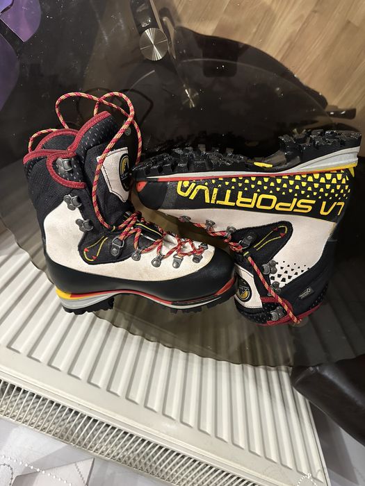 La Sportiva - Bocanci iarna / altitudine