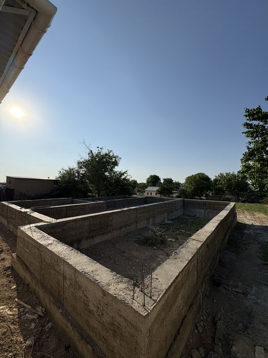 Фундамент заливаем