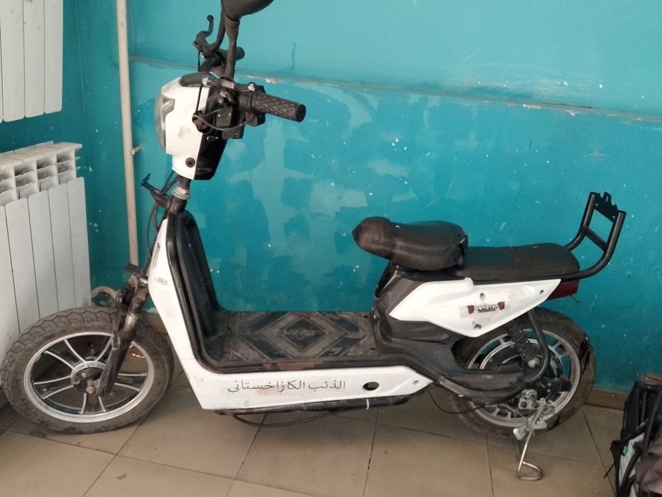 Обмен скутер EKO E100