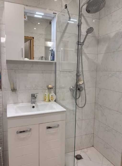 Продава се Двустаен апартамент в София, Изток - 46 кв.м за 2998 €/кв.м - Снимка #8