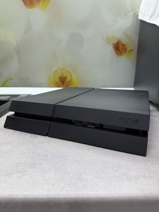 Playstation 4 +Controller