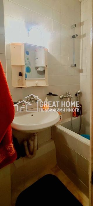 Продава се Тристаен апартамент в Търговище, Запад 2 - 65 кв.м за 1138 €/кв.м - Снимка #8