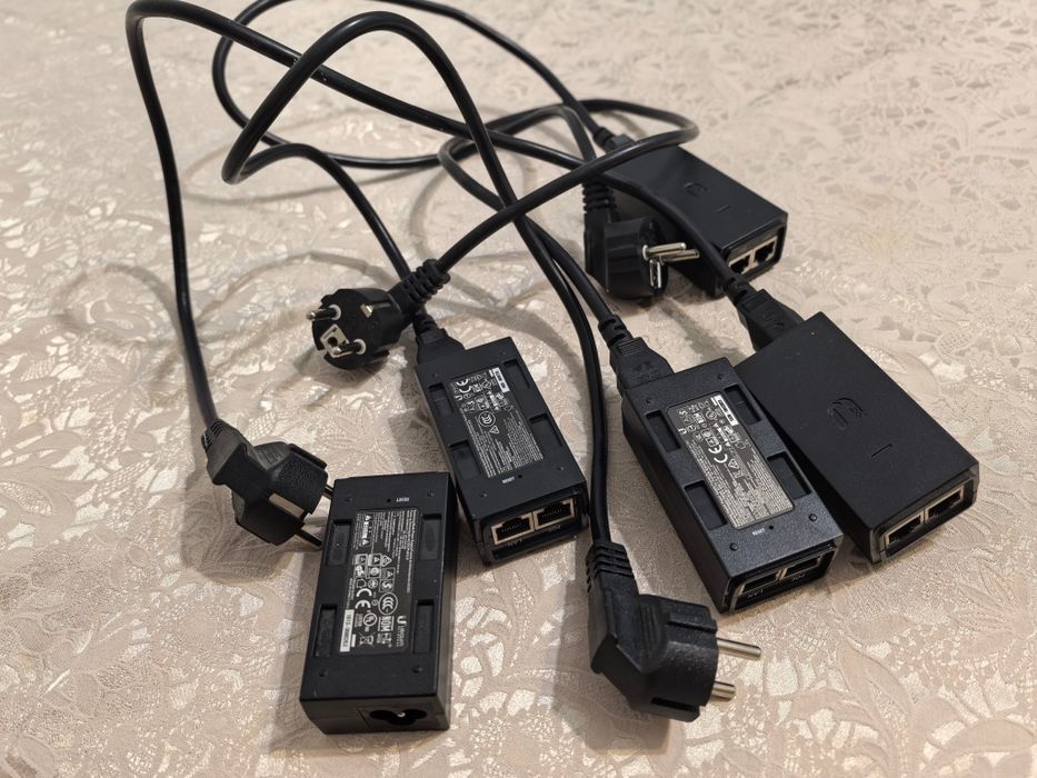 UniFi Access Point + cloud key