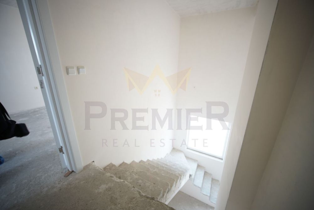 Продава се Мезонет в Поморие - 201 кв.м за 740 €/кв.м - Снимка #4