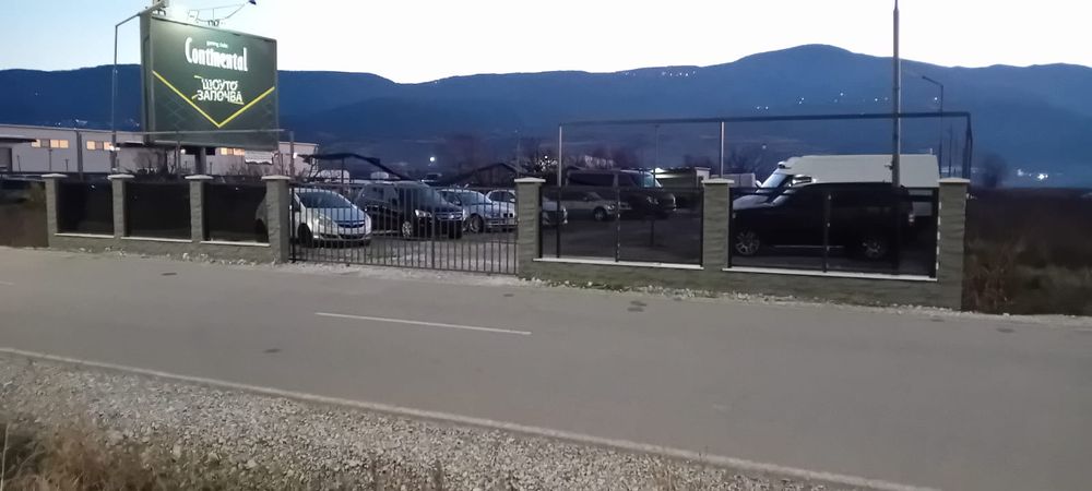 Дава се под наем Гараж / Паркомясто в Асеновград - 1500 кв.м за 765 € - Снимка #3