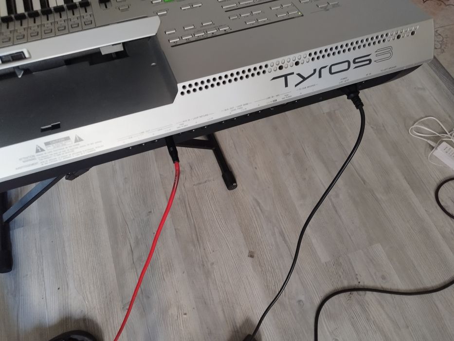 Yamaha tyros 3 cu set inclus