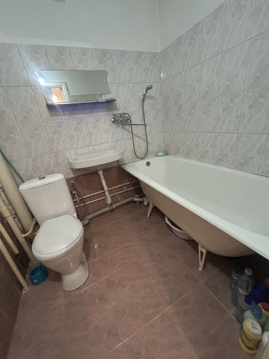 Продается 1,5- ка на Стрелке