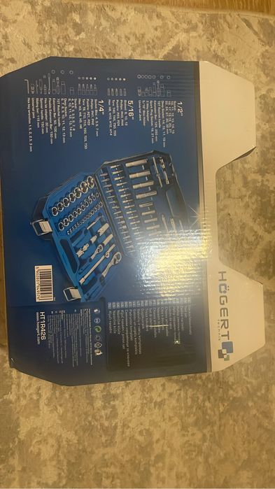 Срочно продам  чемодан с инструментами для автомашин