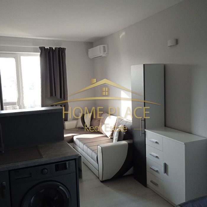 Дава се под наем Двустаен апартамент в Варна, Левски - 66 кв.м за 586.5 € - Снимка #1