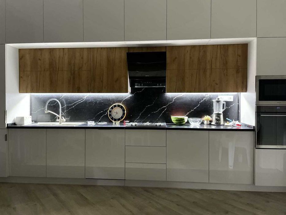 Кухонная мебель на заказ.