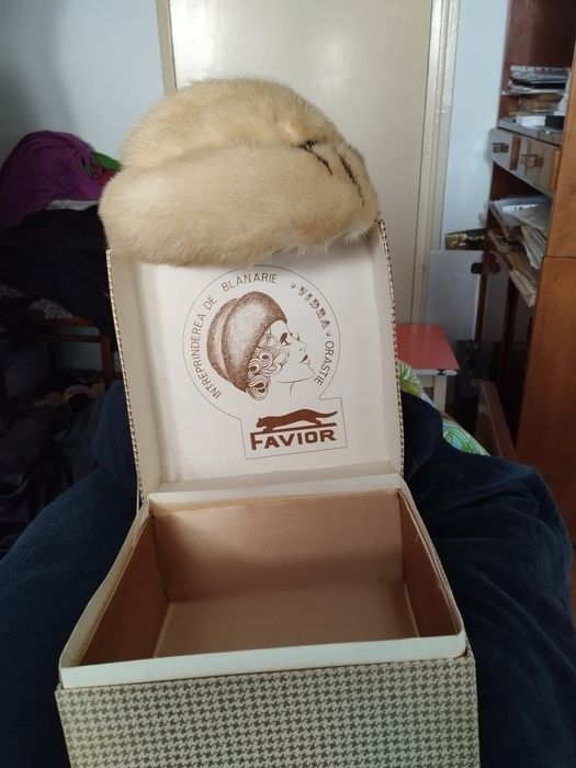 Căciulă damă nurcă nouă Vidra Orăștie