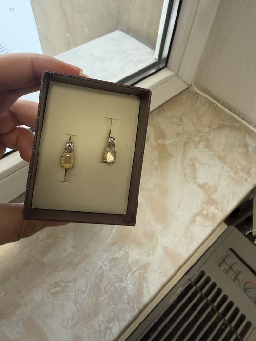 Серебряные серьги с опалом