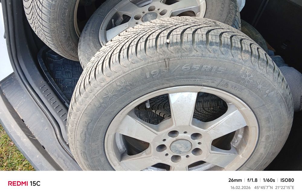 Cauciucuri de vânzare