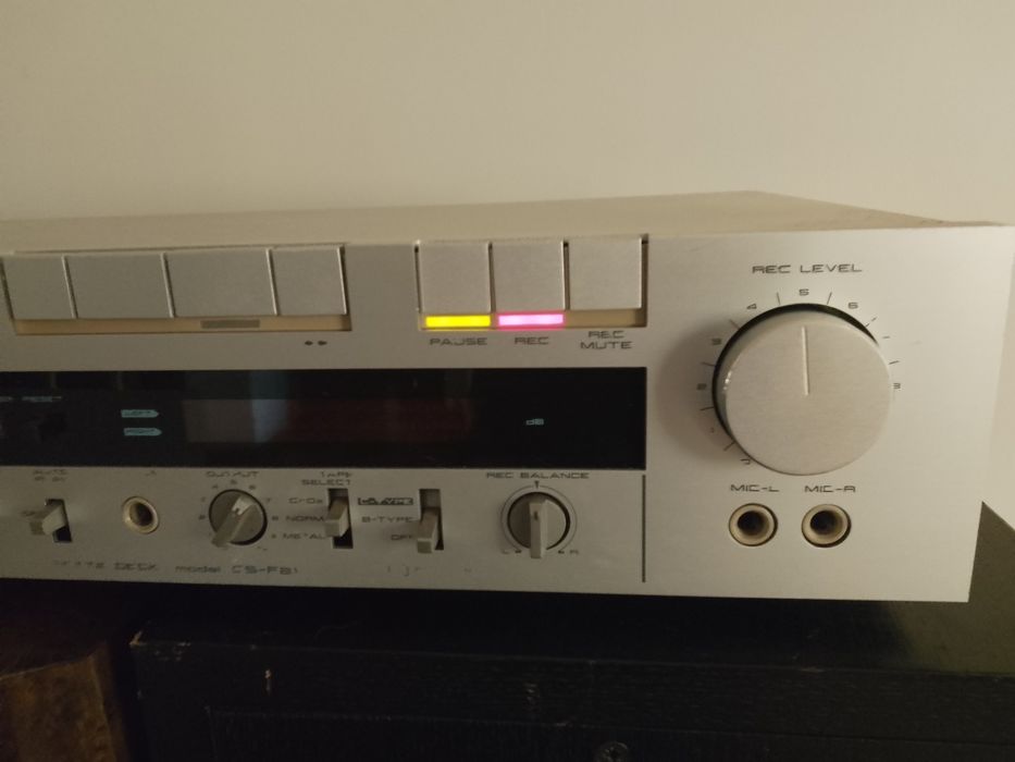 Akai CS-F 21/ Defect! Derulări ok. Play deloc.