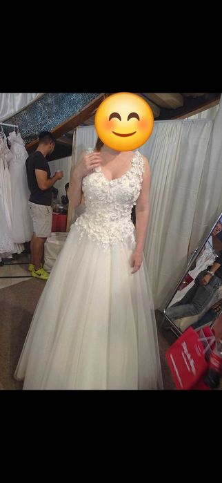 Vand rochie de mireasa tip A - printesa
