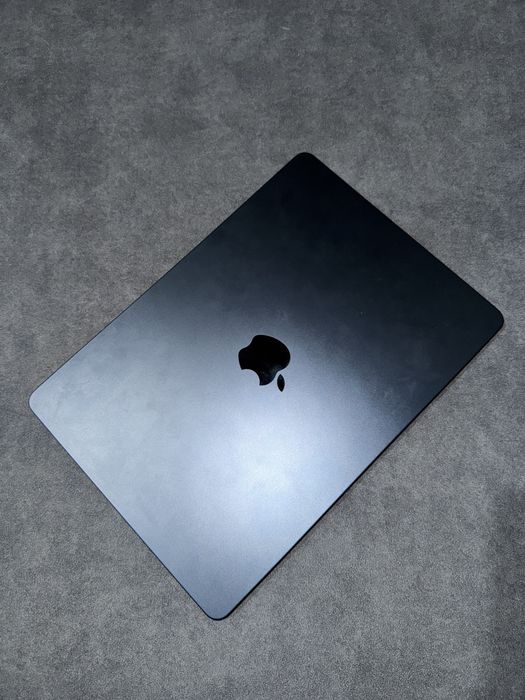 Macbook Air M3 2024